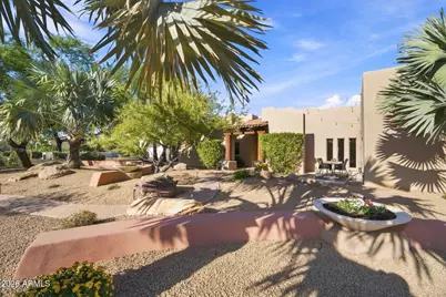 9827 N 65th Place, Paradise Valley, AZ 85253 - Photo 2