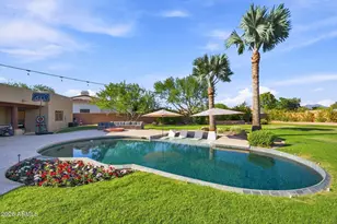 9827 N 65th Pl, Paradise Valley, AZ 85253 - Photo 56