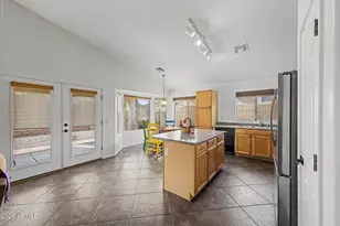 1810 S 173rd Dr, Goodyear, AZ 85338 - Photo 8