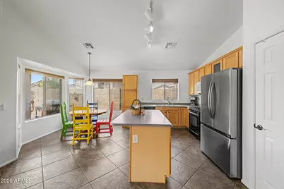 1810 S 173rd Drive, Goodyear, AZ 85338 - Photo 10