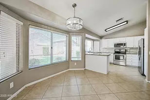 3830 E Tanglewood Dr, Phoenix, AZ 85048 - Photo 8