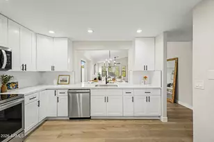 14237 N Ashbrook Dr, Fountain Hills, AZ 85268 - Photo 6