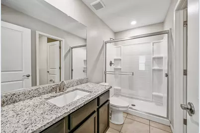 8047 W Albeniz Place, Phoenix, AZ 85043 - Photo 12