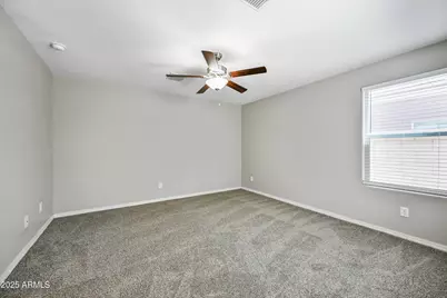 8047 W Albeniz Place, Phoenix, AZ 85043 - Photo 10
