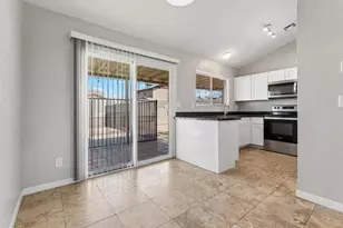 7522 W Highland Ave, Phoenix, AZ 85033 - Photo 4