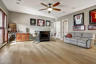 925 E Prescott Pl, Chandler, AZ 85249 - Photo 8