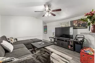 8427 W Glendale Ave, Glendale, AZ 85305 - Photo 4