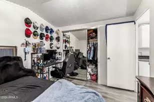 8427 W Glendale Ave, Glendale, AZ 85305 - Photo 12