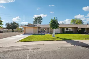 11031 W Tonada Dr, Sun City, AZ 85351 - Photo 32