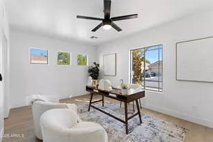 2563 E Robb Ln, Phoenix, AZ 85024 - Photo 16