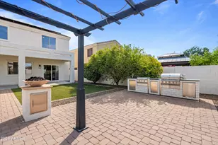 2563 E Robb Ln, Phoenix, AZ 85024 - Photo 40