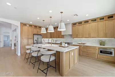 2563 E Robb Lane, Phoenix, AZ 85024 - Photo 2