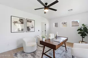 2563 E Robb Ln, Phoenix, AZ 85024 - Photo 38