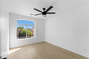 2563 E Robb Ln, Phoenix, AZ 85024 - Photo 30