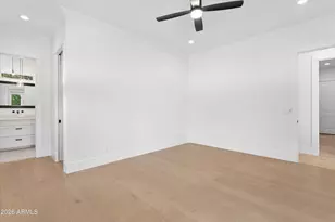 3302 N 51st St, Phoenix, AZ 85018 - Photo 24