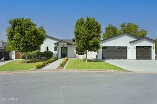 3302 N 51st St, Phoenix, AZ 85018 - Photo 2