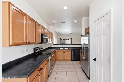 334 W Rio Drive, Casa Grande, AZ 85122 - Photo 8