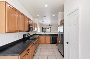 334 W Rio Dr, Casa Grande, AZ 85122 - Photo 8
