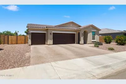 18018 W Hess Street, Goodyear, AZ 85338 - Photo 2