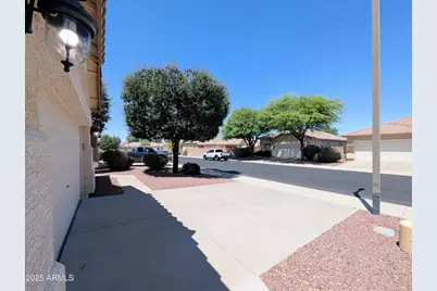 16635 N 169th Avenue, Surprise, AZ 85388 - Photo 4