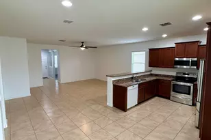 162 S 224th Dr, Buckeye, AZ 85326 - Photo 4