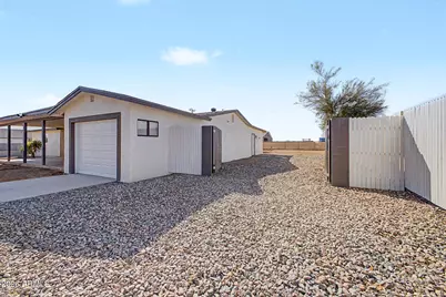 32234 N Center Street, Wittmann, AZ 85361 - Photo 10