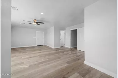 32234 N Center Street, Wittmann, AZ 85361 - Photo 24