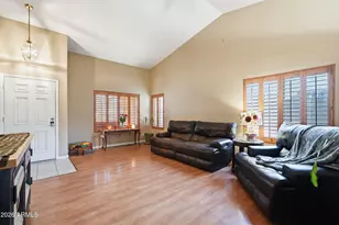 981 W Hudson Way, Gilbert, AZ 85233 - Photo 6