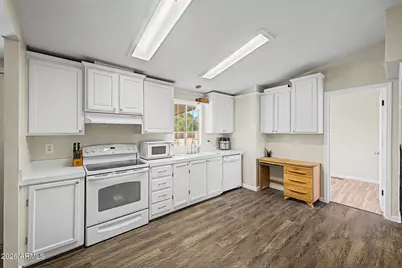 828 E Quentin Lane, San Tan Valley, AZ 85140 - Photo 10