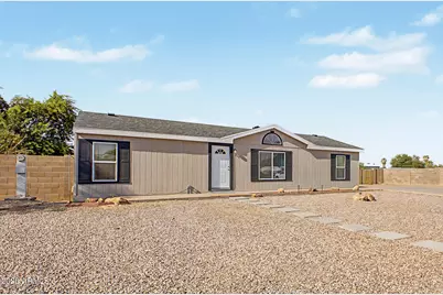 828 E Quentin Lane, San Tan Valley, AZ 85140 - Photo 4