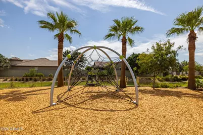 2914 E Sunland Avenue, Phoenix, AZ 85040 - Photo 50