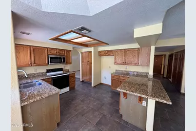 2265 E Huron Court, Gilbert, AZ 85234 - Photo 32