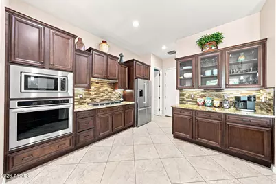 12970 W Lone Tree Trail, Peoria, AZ 85383 - Photo 10