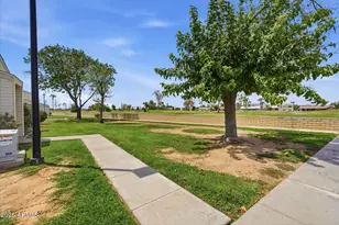 602 E Strahan Dr, Tempe, AZ 85283 - Photo 4