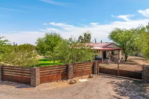 39029 N 11th Ave, Phoenix, AZ 85086 - Photo 2