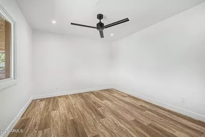 39029 N 11th Avenue, Phoenix, AZ 85086 - Photo 28