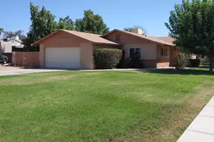 305 S Monterey St, Gilbert, AZ 85233 - Photo 1