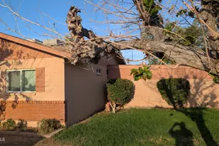 305 S Monterey St, Gilbert, AZ 85233 - Photo 8