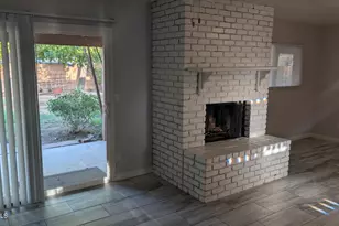 305 S Monterey St, Gilbert, AZ 85233 - Photo 16