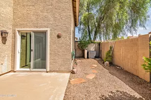 4207 E Jojoba Rd, Phoenix, AZ 85044 - Photo 30