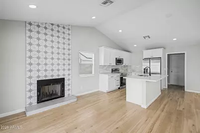 908 W Ross Avenue, Phoenix, AZ 85027 - Photo 10