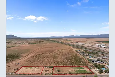 50228 N Eagle Eye Road #1, Aguila, AZ 85320 - Photo 2