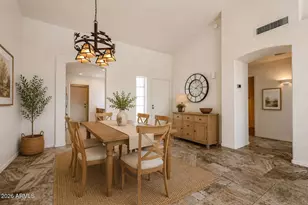 10389 W Burnett Rd, Peoria, AZ 85382 - Photo 8