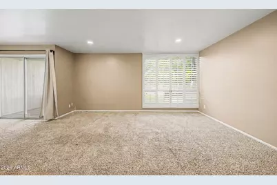 3270 E Camelback Road #114, Phoenix, AZ 85018 - Photo 6