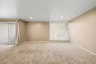 3270 E Camelback Rd, Phoenix, AZ 85018 - Photo 6