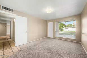 3270 E Camelback Rd, Phoenix, AZ 85018 - Photo 12