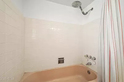 3270 E Camelback Road #114, Phoenix, AZ 85018 - Photo 18