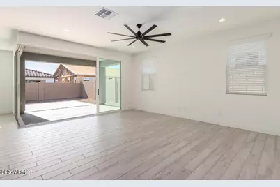 17169 W Edinburg Street, Surprise, AZ 85388 - Photo 4