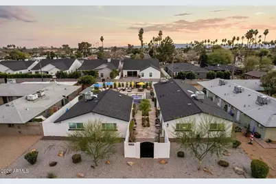 3539 E Montecito Avenue, Phoenix, AZ 85018 - Photo 1