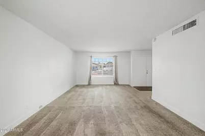 4942 W Townley Avenue, Glendale, AZ 85302 - Photo 6